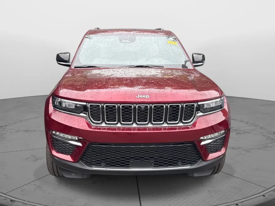 2025 Jeep Grand Cherokee Limited photo 1