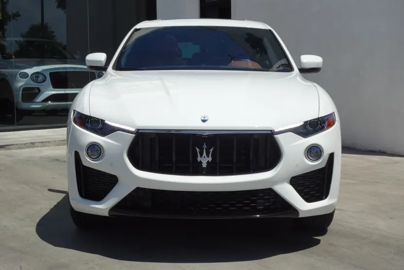 2022 Maserati Levante Modena photo 1