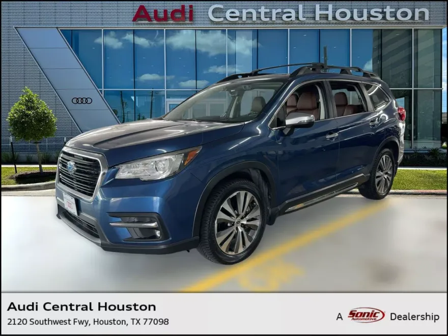 2022 Subaru Ascent Touring photo 1