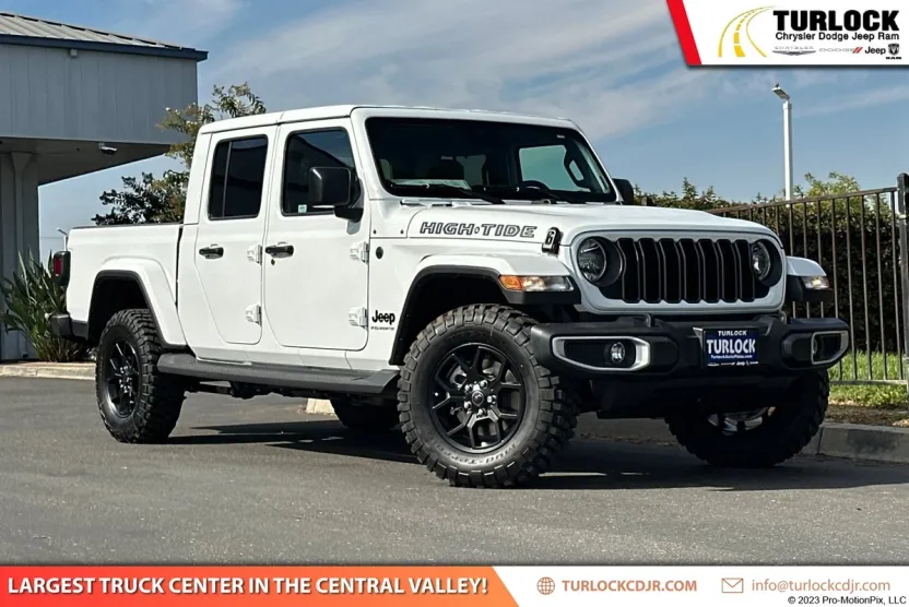 2025 Jeep Gladiator Tradesman photo 1