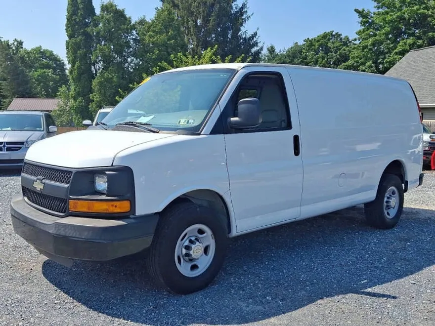 2013 Chevrolet Express 2500 Cargo Van photo 1