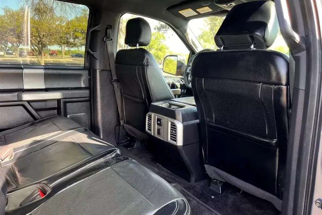 2016 Ford F-150 Lariat photo 1