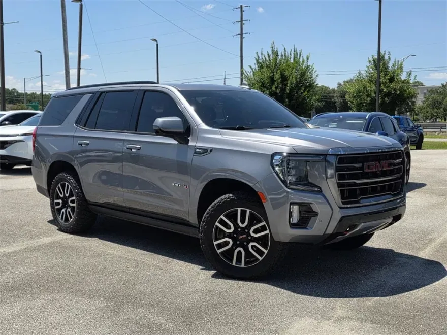 2021 Gmc Yukon AT4 photo 1