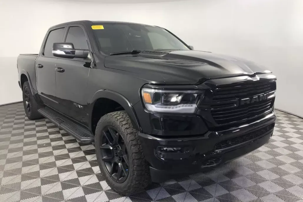 2022 Ram 1500 Laramie photo 1