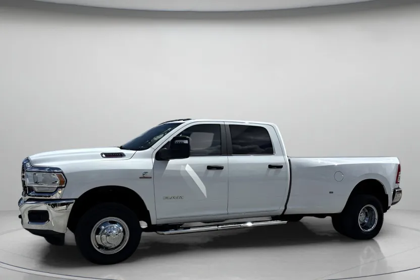 2024 Ram 3500 Big Horn photo 1
