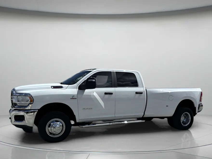 2024 Ram 3500 Big Horn photo 1