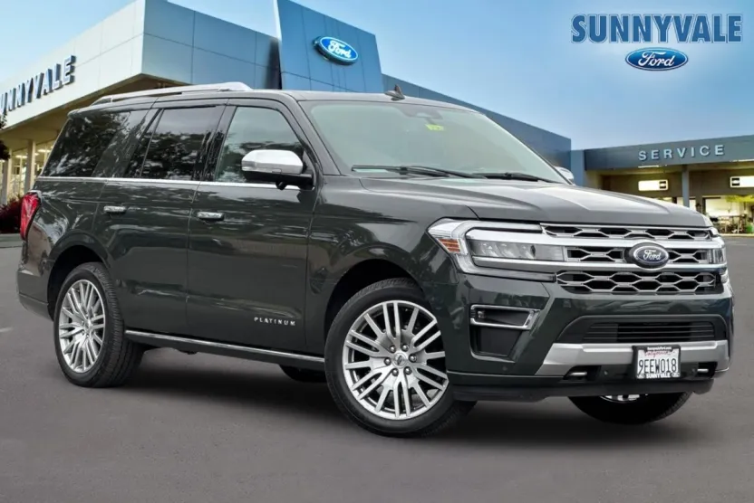 2022 Ford Expedition Platinum photo 1