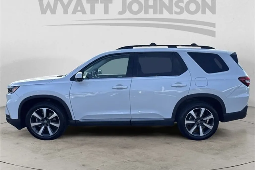 2023 Honda Pilot Elite photo 1