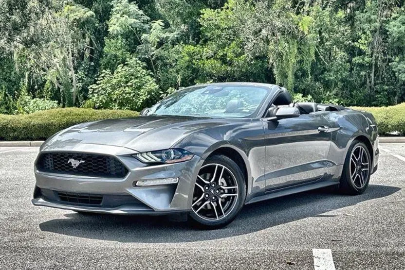 2023 Ford Mustang EcoBoost Premium photo 1