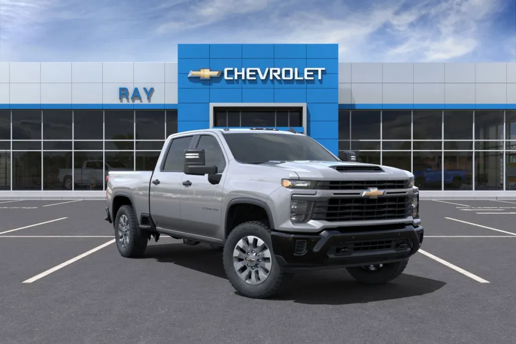 2025 Chevrolet Silverado 2500HD Custom photo 1