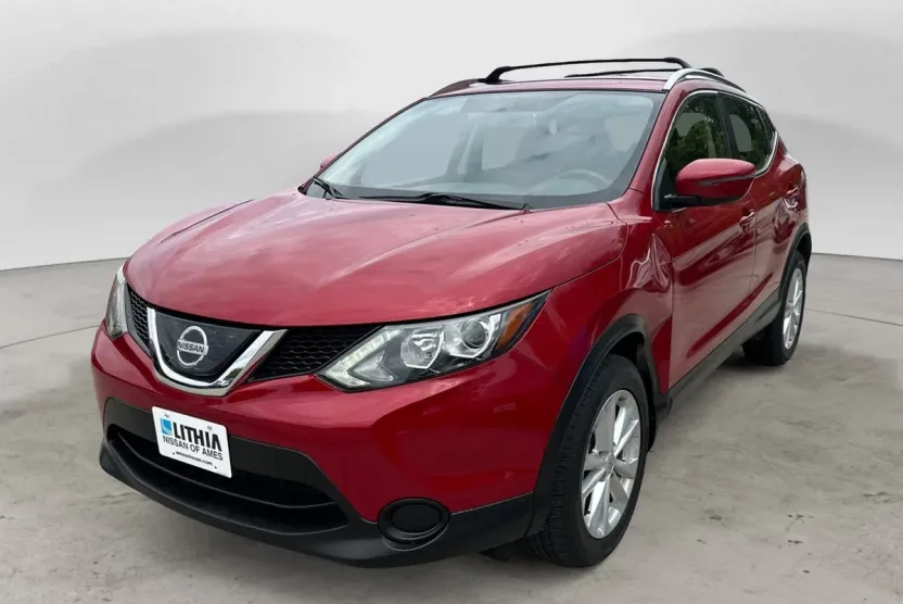 2018 Nissan Rogue Sport SV photo 1