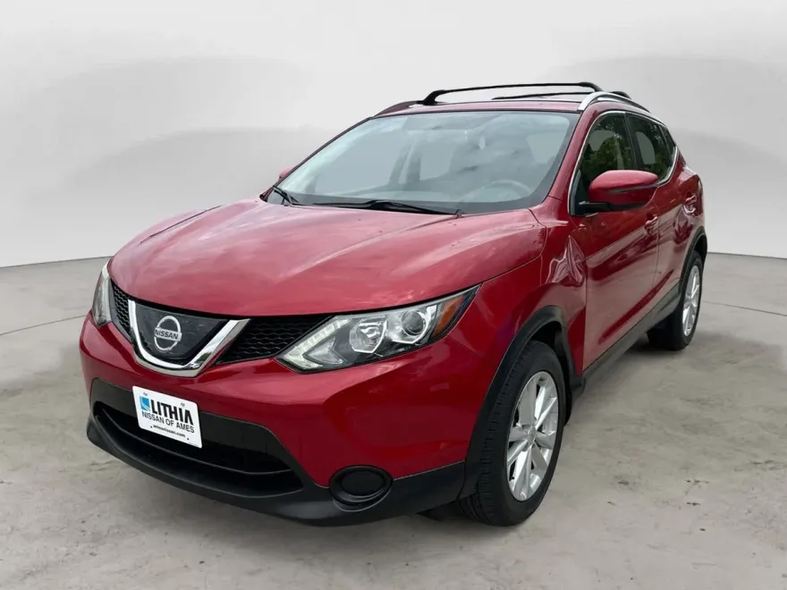 2018 Nissan Rogue Sport SV photo 1