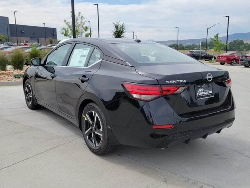 2025 Nissan Sentra SV photo 1