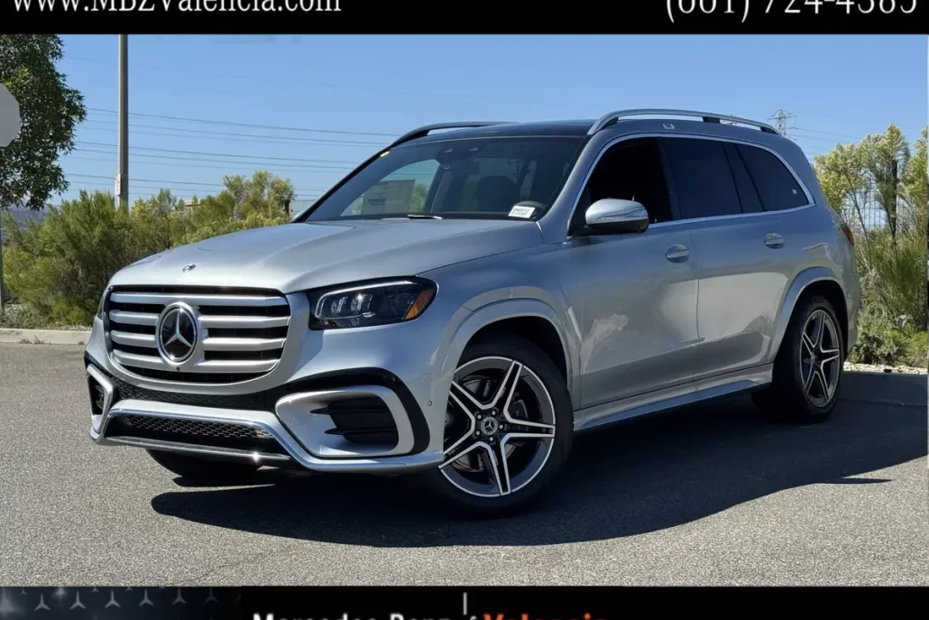 2025 Mercedes Benz GLS 450 4MATIC photo 1
