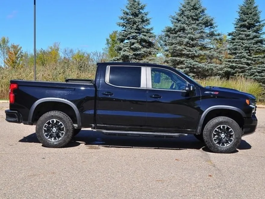 2022 Chevrolet Silverado 1500 ZR2 photo 1