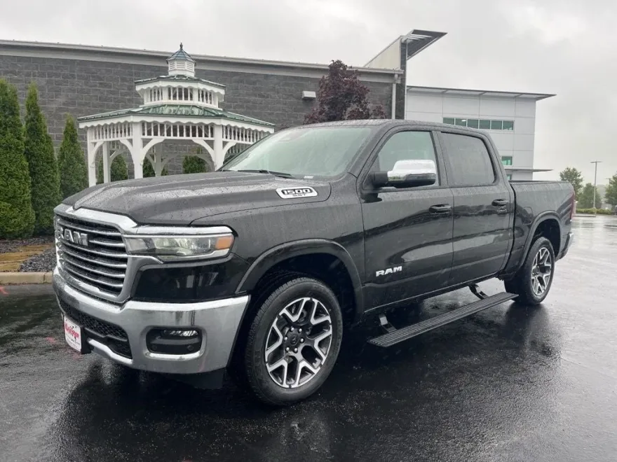 2025 Ram 1500 Laramie photo 1