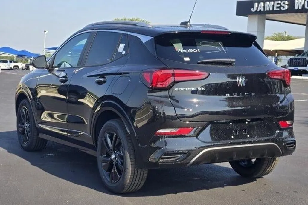 2026 Buick Encore GX Sport Touring photo 1