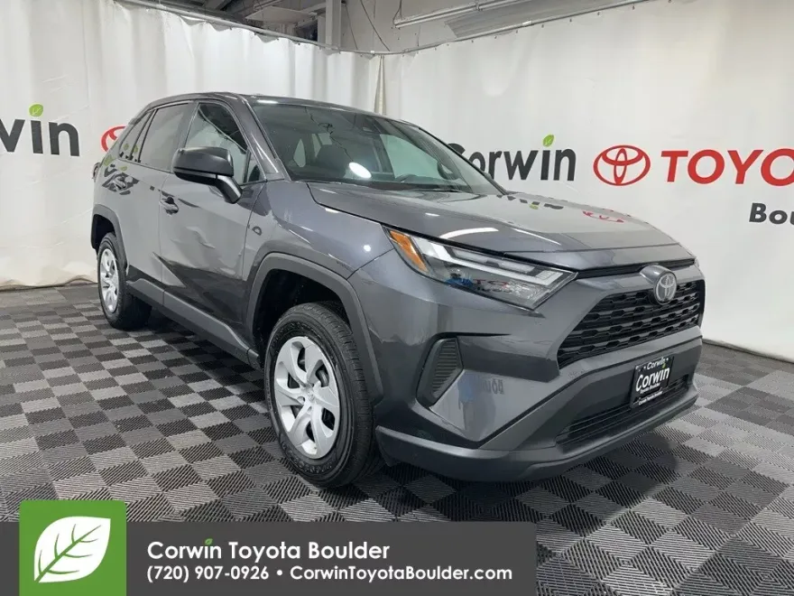 2024 Toyota RAV4 LE photo 1