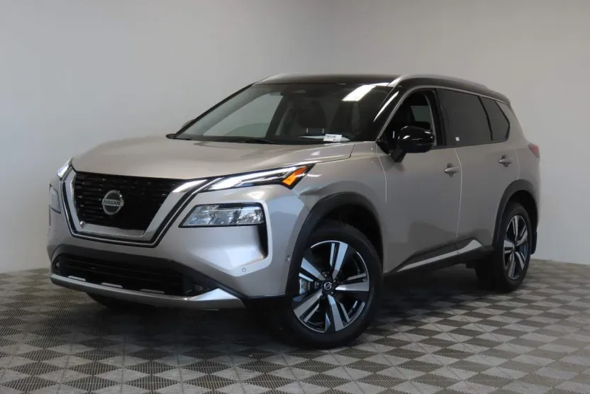 2021 Nissan Rogue Platinum photo 1