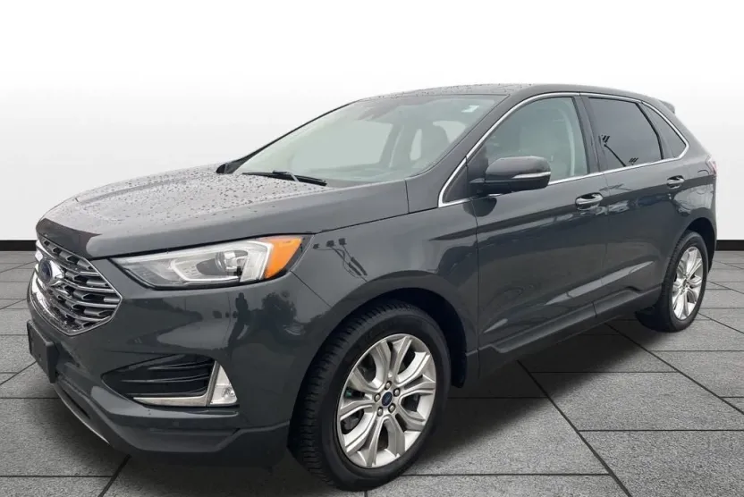 2021 Ford Edge Titanium photo 1
