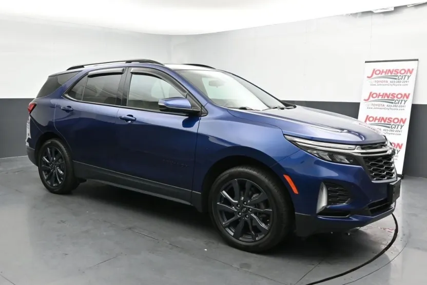 2023 Chevrolet Equinox RS photo 1