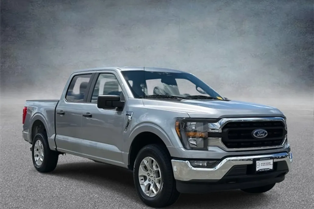 2023 Ford F-150 XLT photo 1