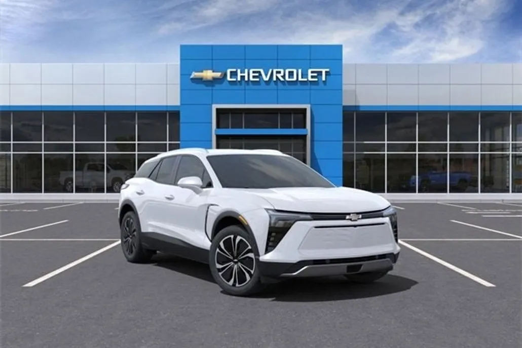 2024 Chevrolet Blazer EV photo 1