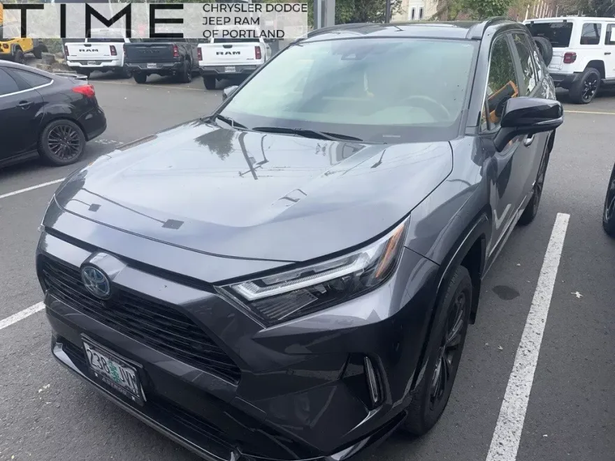 2023 Toyota RAV4 XSE photo 1