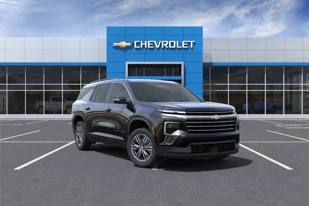 2025 Chevrolet Traverse photo 1