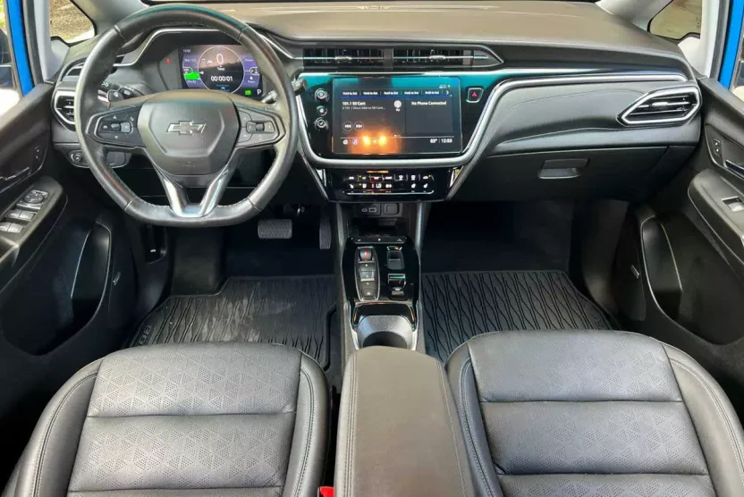 2023 Chevrolet Bolt EV 2LT photo 1