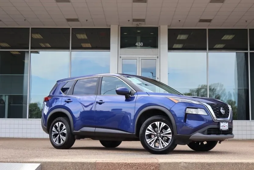 2023 Nissan Rogue SV photo 1