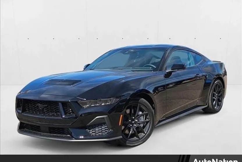 2025 Ford Mustang GT photo 1