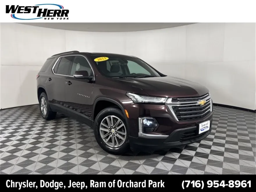 2023 Chevrolet Traverse Cloth 1LT photo 1