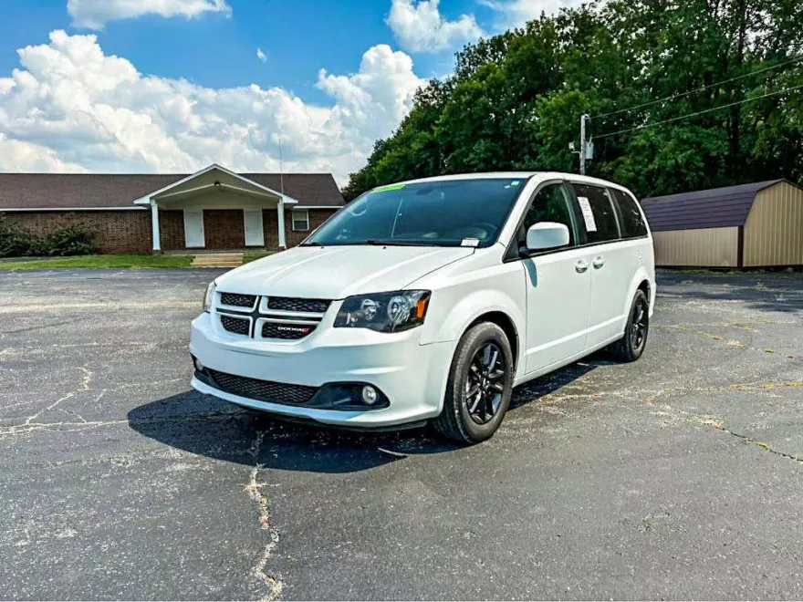 2019 Dodge Grand Caravan GT photo 1