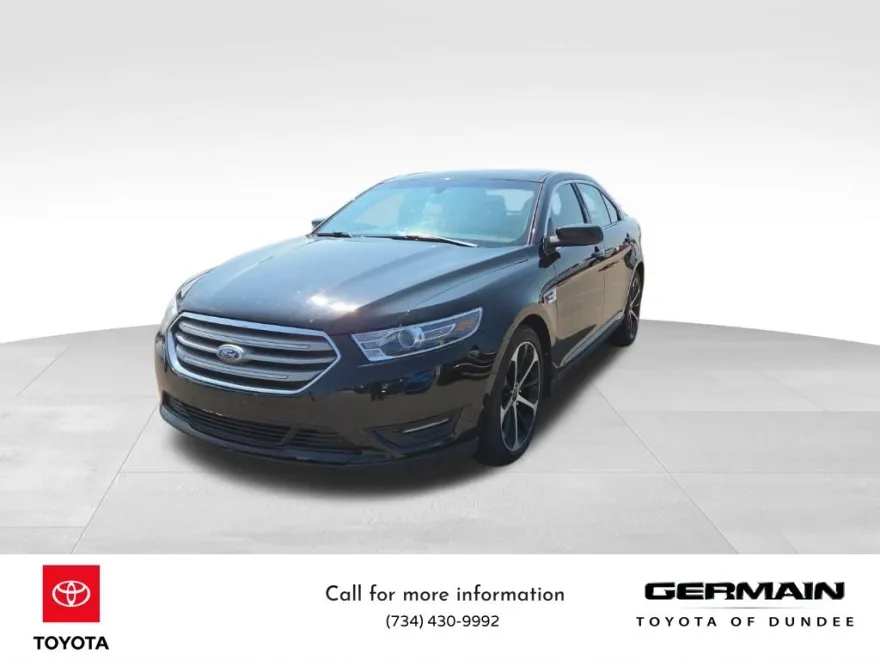 2015 Ford Taurus SEL photo 1