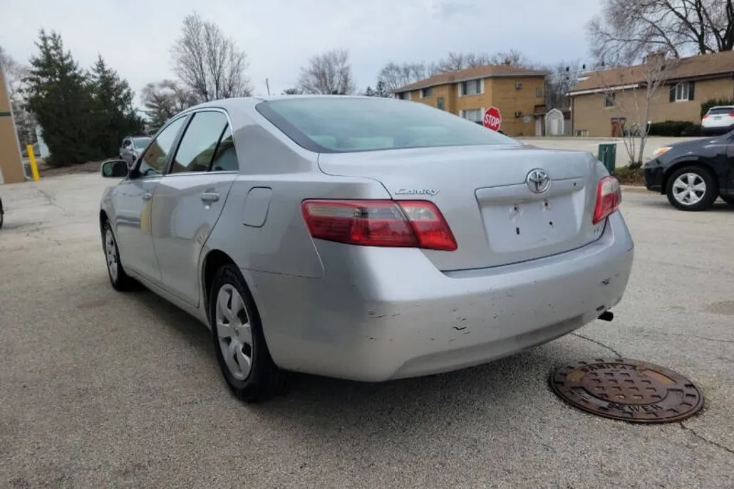 2008 Toyota Camry LE photo 1