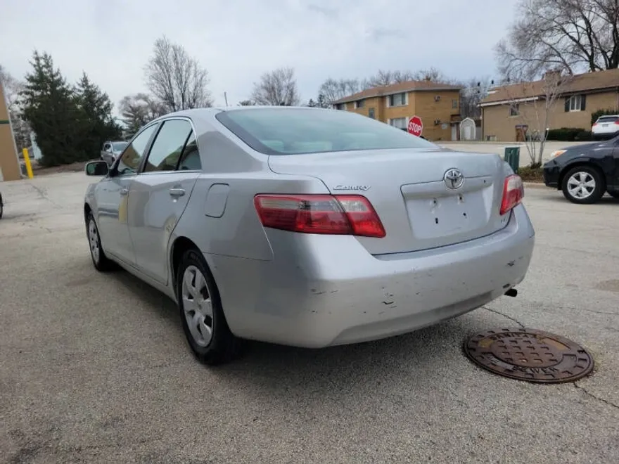 2008 Toyota Camry LE photo 1