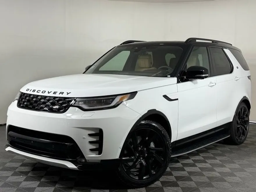 2025 Land Rover Discovery P300 Dynamic SE photo 1