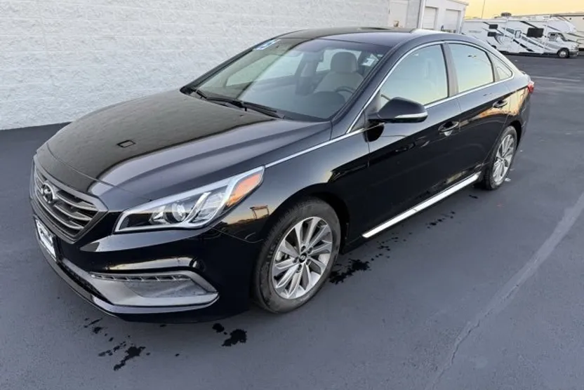 2015 Hyundai Sonata Sport photo 1