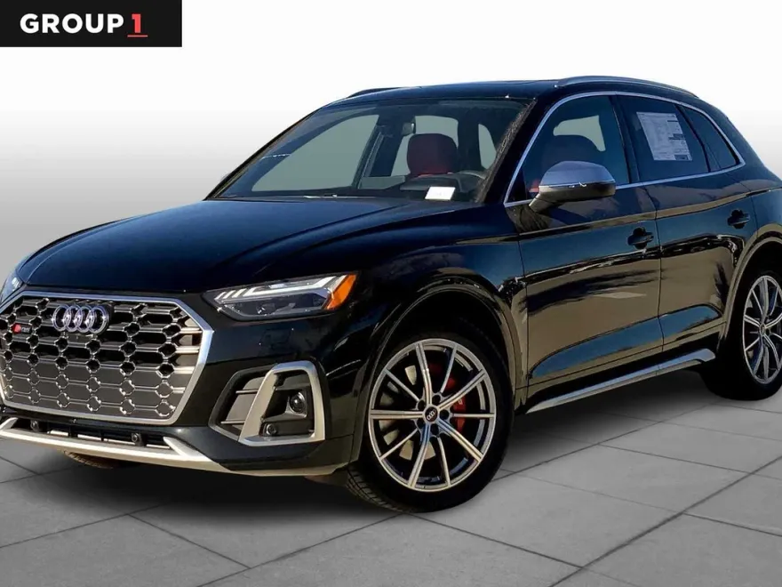 2025 Audi SQ5 Prestige photo 1