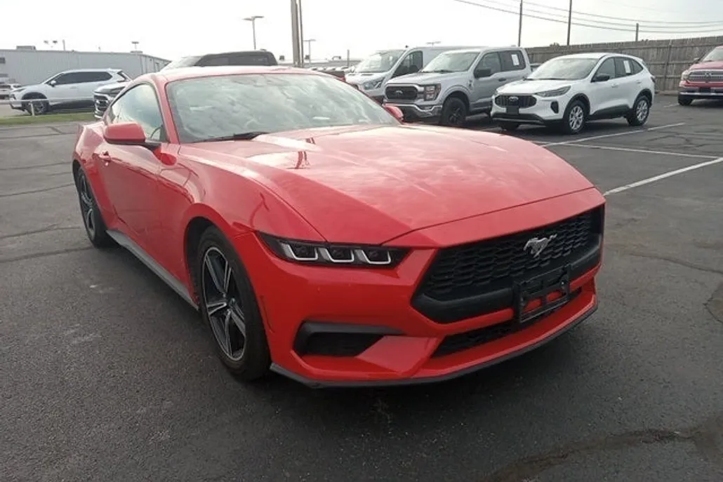 2024 Ford Mustang EcoBoost photo 1