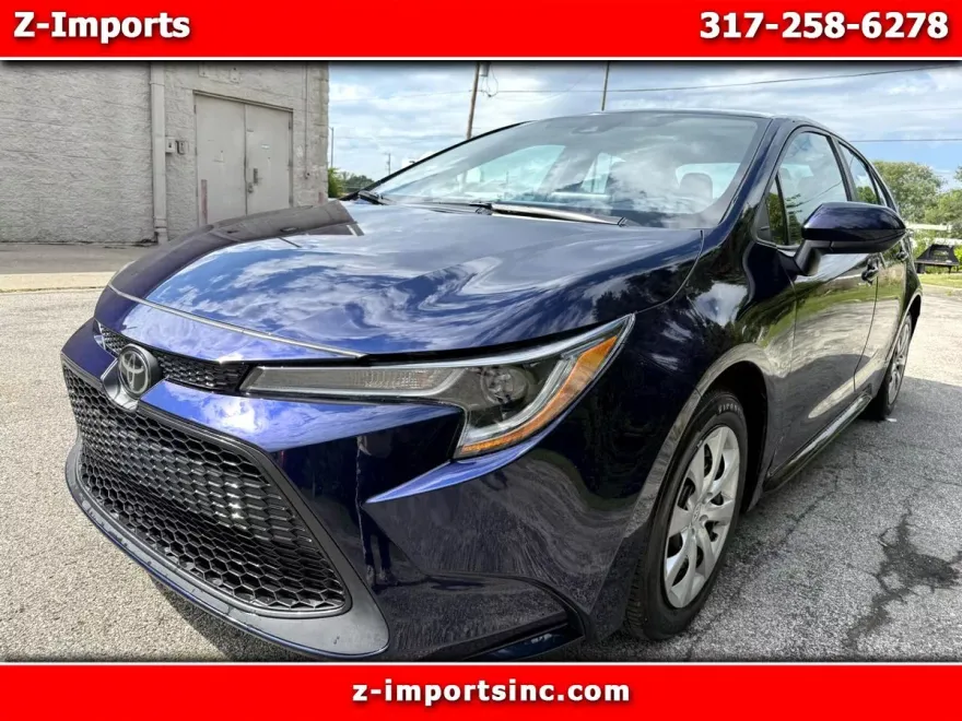 2020 Toyota Corolla LE photo 1