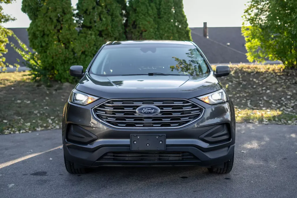 2019 Ford Edge SE photo 1
