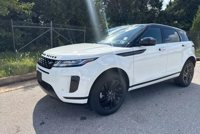 2023 Land Rover Range Rover Evoque S photo 1