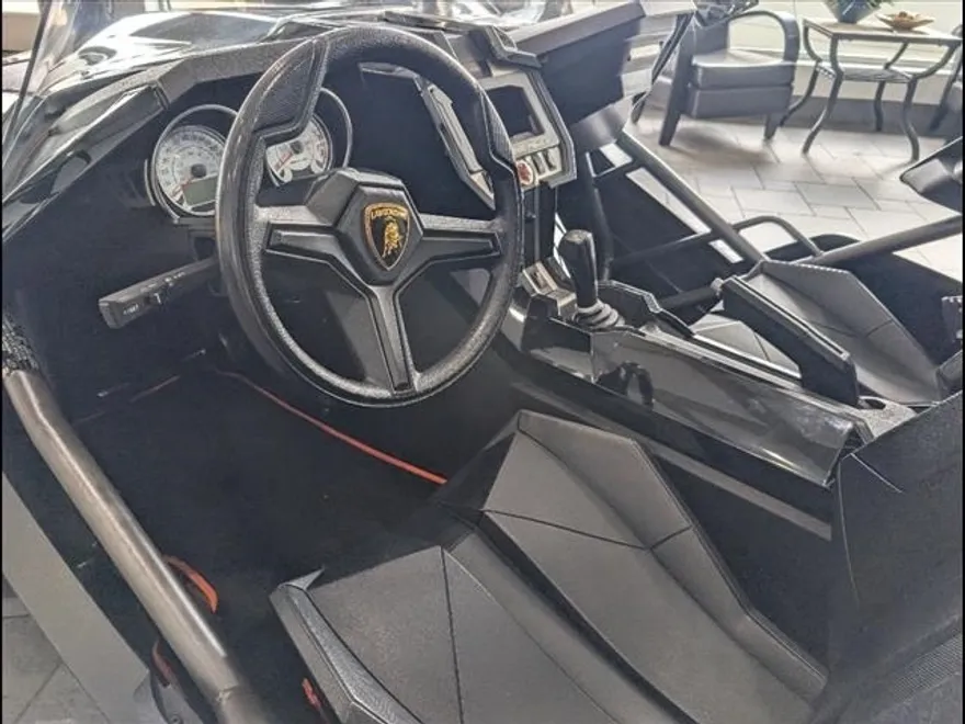 2016 Slingshot Slingshot Open Cab photo 1