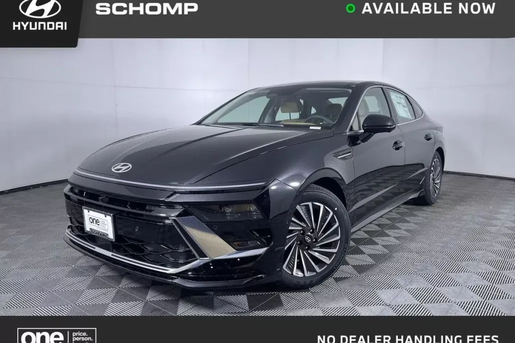 2025 Hyundai Sonata Hybrid Limited photo 1