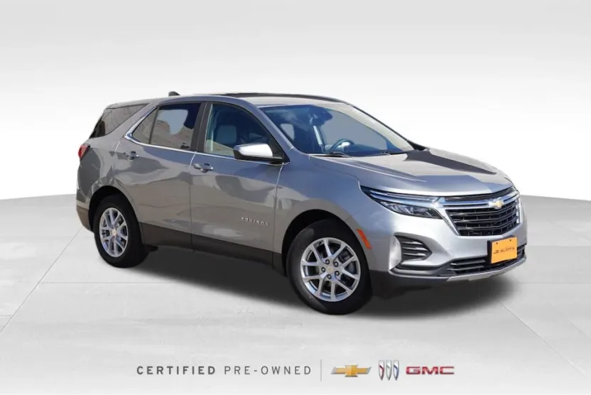 2023 Chevrolet Equinox LT photo 1