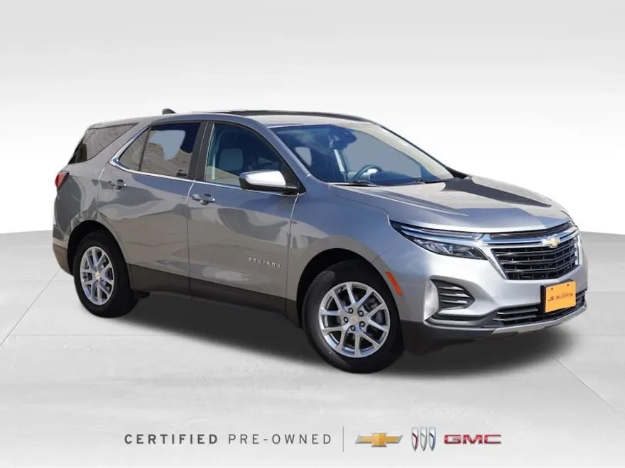 2023 Chevrolet Equinox LT photo 1