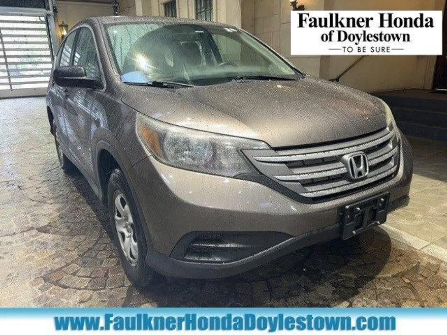2014 Honda CR-V LX photo 1