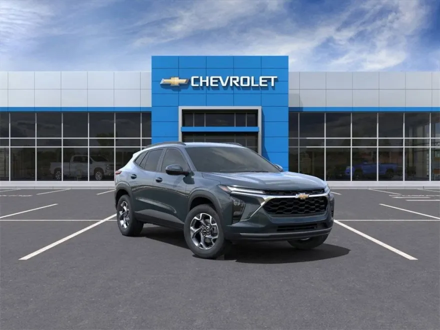 2025 Chevrolet Trax LT photo 1